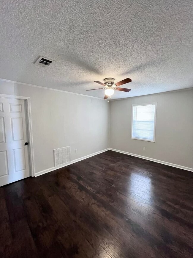 Photo - 207 Lake Dr Unit Apt. B