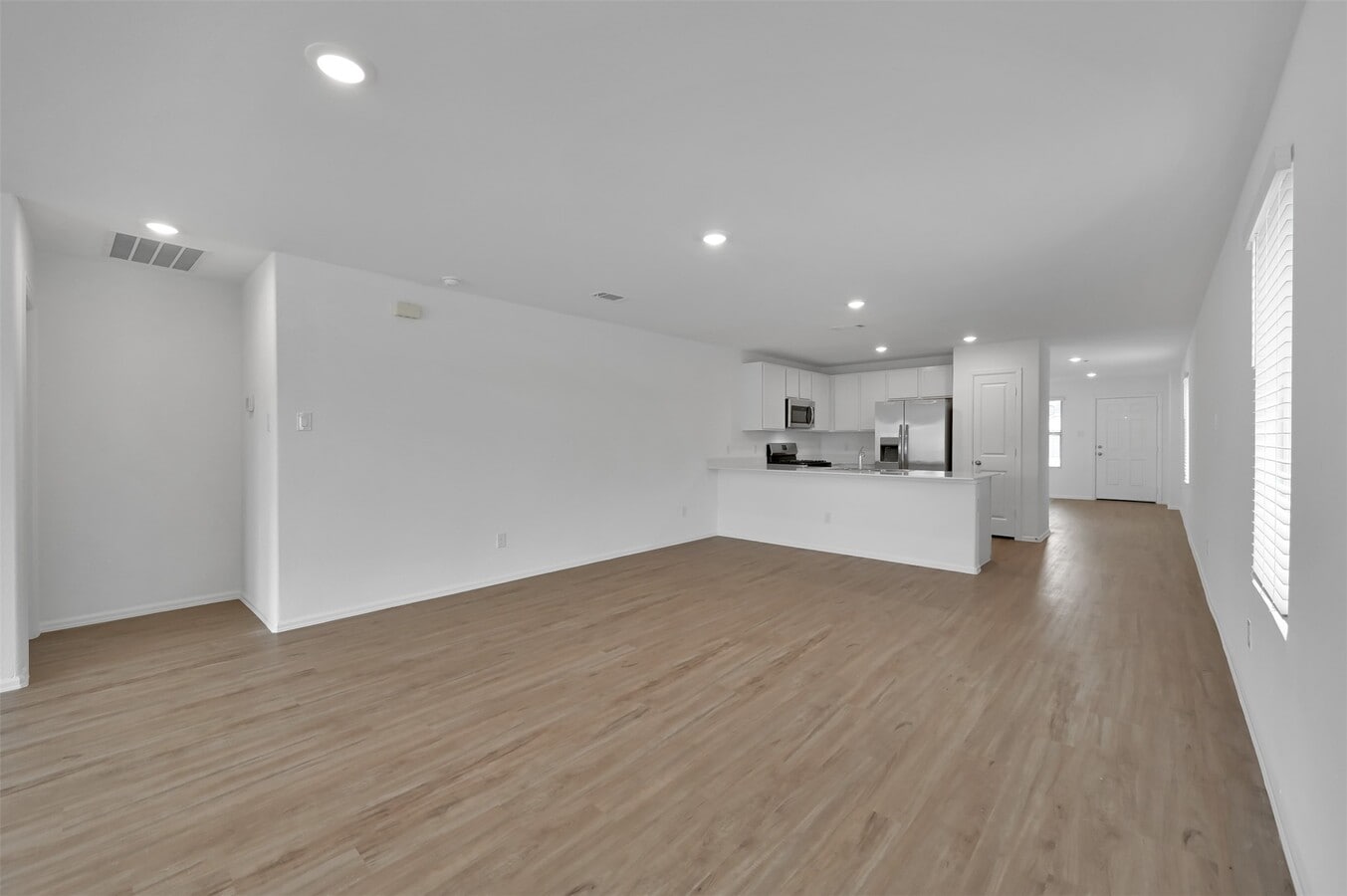 Photo - 21031 Longeni Dr