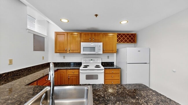 Standard Kitchen