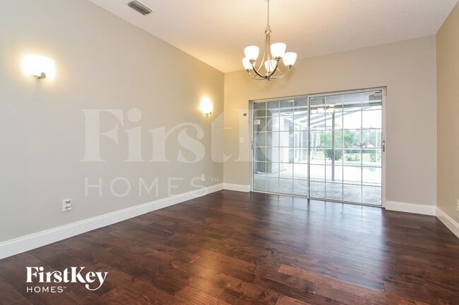 Photo - 2612 Crestfield Dr