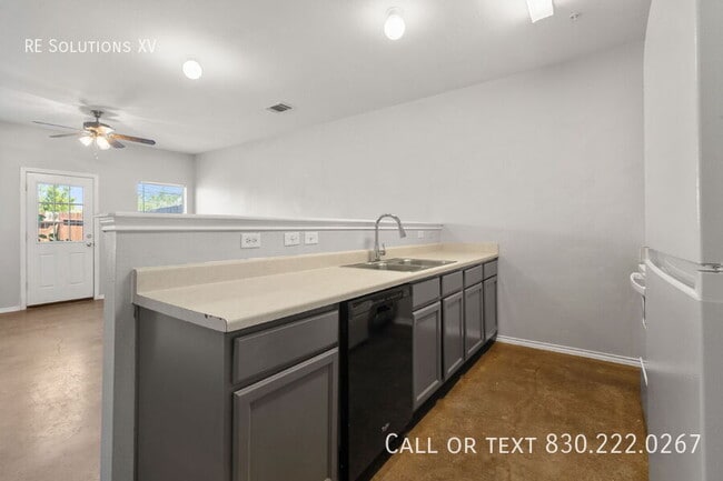 Photo - 10714 Mathom Landing Unidad 2