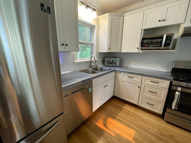 Photo - 18 Salmon Falls Rd