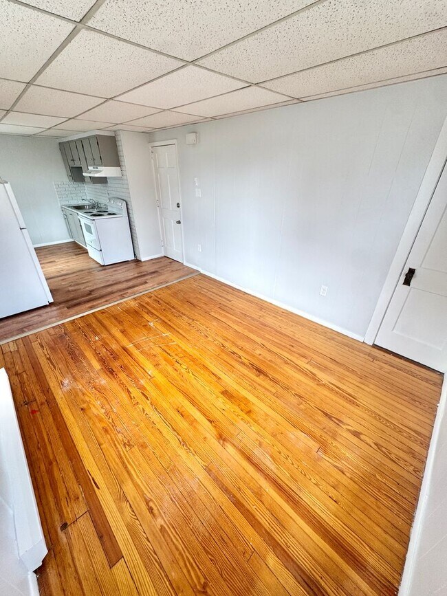 Photo - 961 Main St Unit Apt 2-2ndFL S