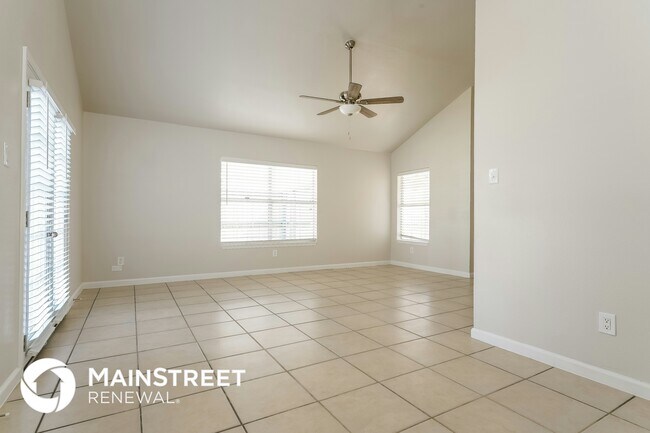 Photo - 10255 Carolina Oaks Dr