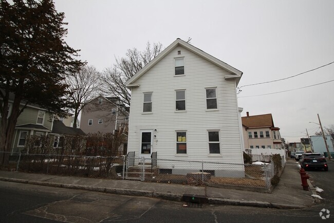 Building Photo - 62 Chambers St Unit 1 Rental