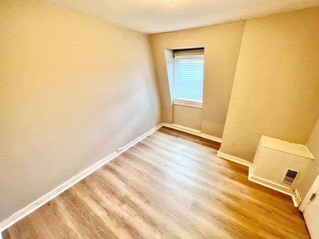 Photo - 14 Walnut St Unit 3