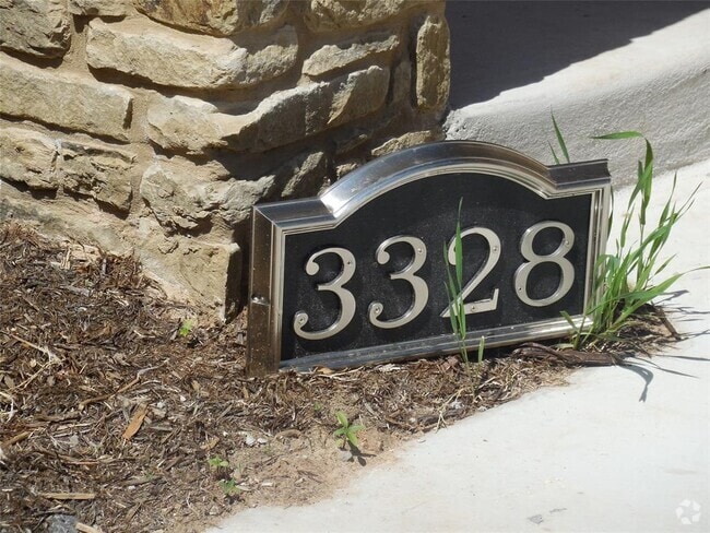 Building Photo - 3328 Enclave Ln Rental