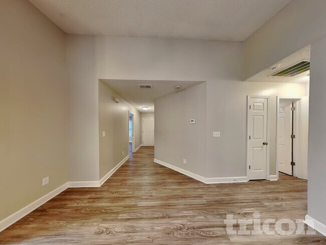 Photo - 2668 Captains Watch Rd NE