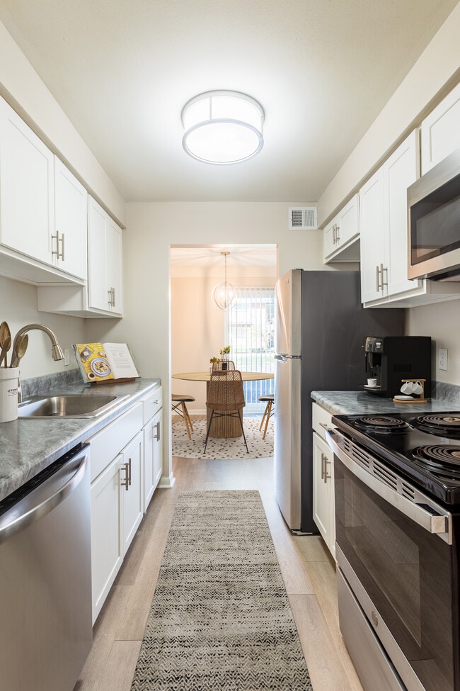 Photo - Regency Park