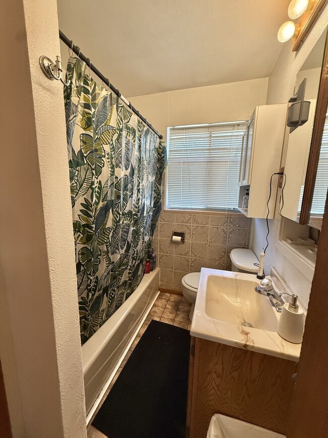 Photo - 1700 Whedbee St