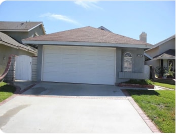 Building Photo - 28620 Avocado Pl