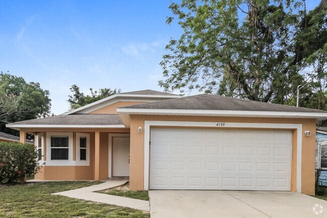 Building Photo - 4539 Cypress St Rental