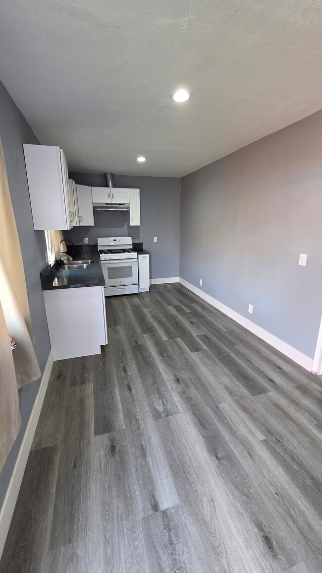 Photo - 303 Elmwood Ave