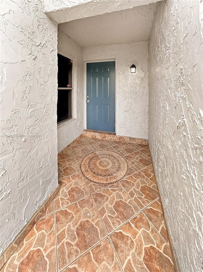 Photo - 5608 NW 19th St