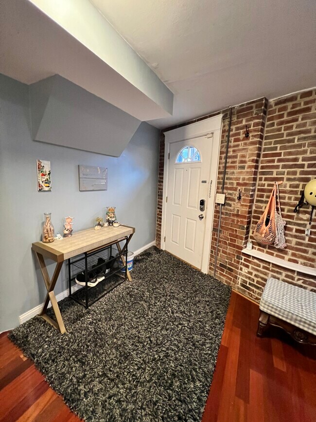 Photo - 646 W Bittersweet Pl Unit 4