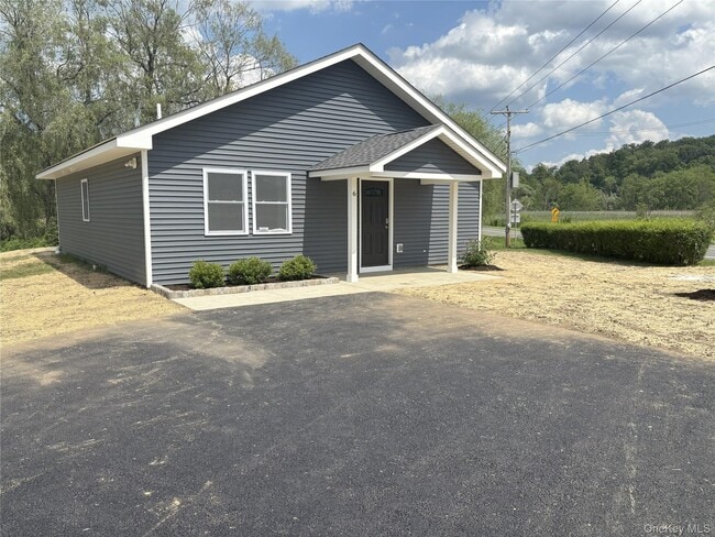 Building Photo - 6 Sharon Station Rd