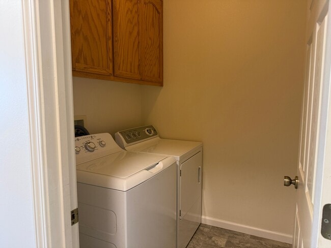 Photo - 1296 Woodhaven Ln