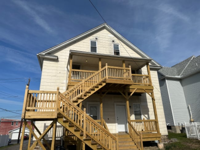 Photo - 618 Gibbons St Unidad 2