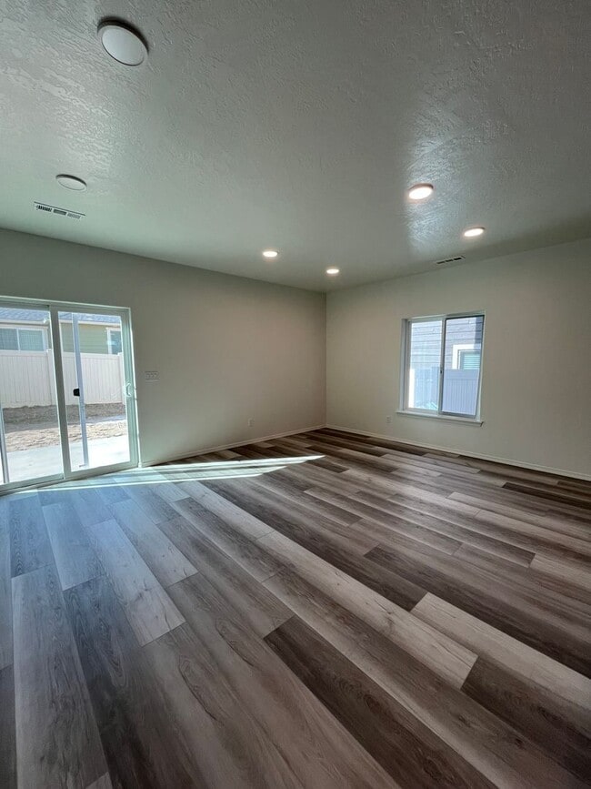 Photo - Brand New Townhome!