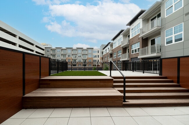 Building Photo - Rosera Wesmont Rental