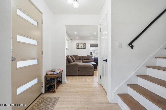 227 Chatham Ave