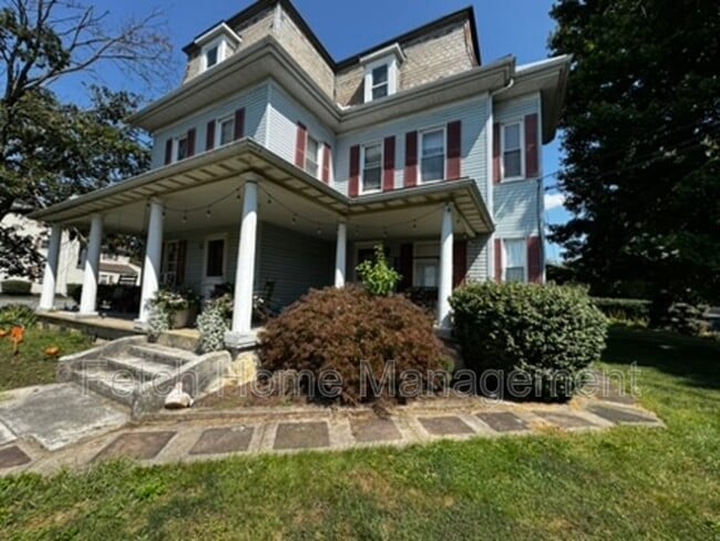 Building Photo - 243 Old Leacock Rd