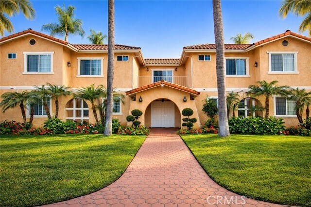 Photo - 9156 Burke St Unit 9