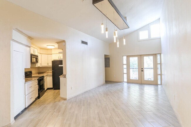 Photo - 3655 Atrium Dr