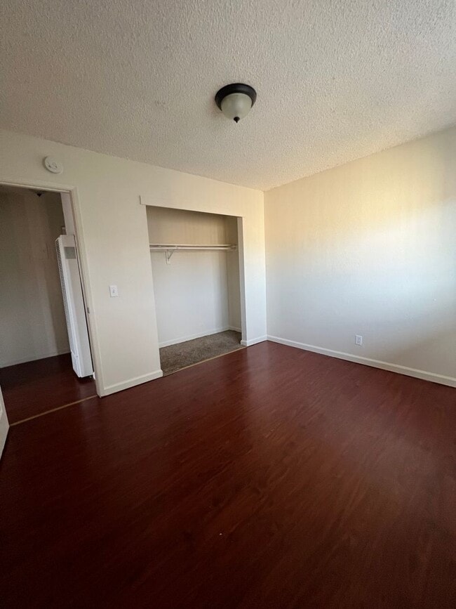 Photo - 2 BED 1 BATH - UPSTAIRS END UNIT & PET FRI... Unit 1575-20