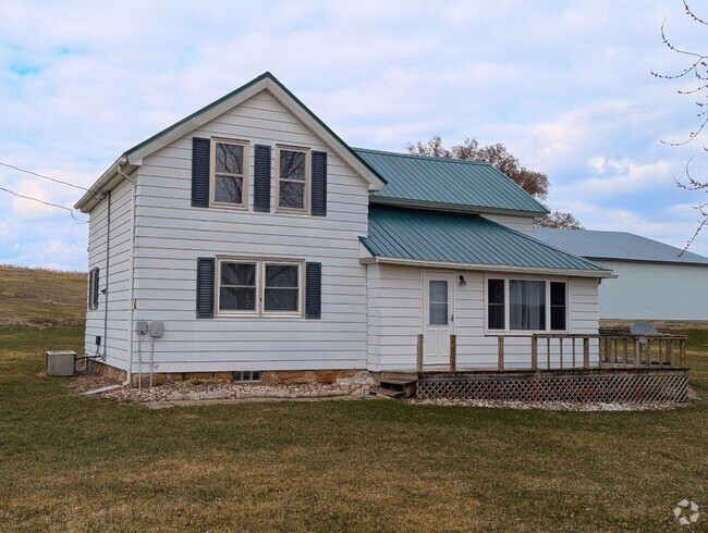 Building Photo - W1056 County Road D Rental