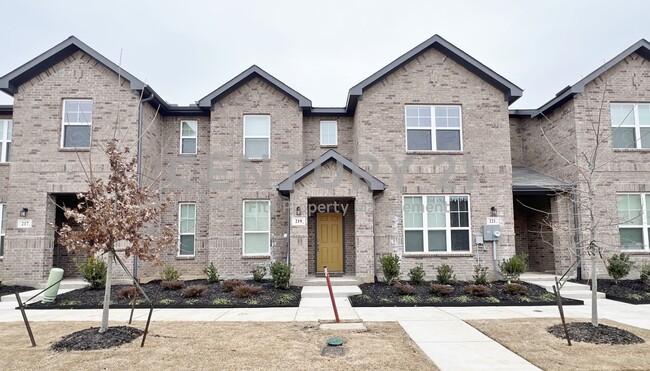 Never Lived In 2-Story 3/2.5/2 in Fort Wor... - Never Lived In 2-Story 3/2.5/2 in Fort Wor... Townhome