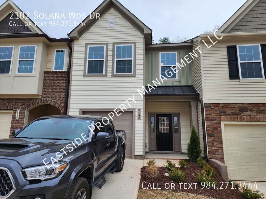 Photo - 2102 Solana Wds Dr-