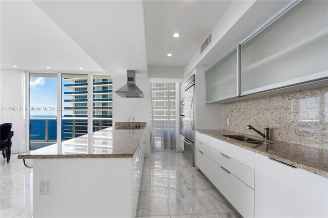 Photo - 1800 S Ocean Dr Unit PH4404