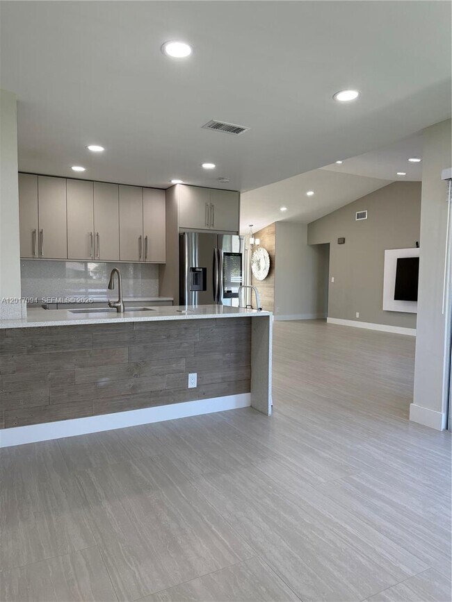 Photo - 18818 Cloud Lake Cir