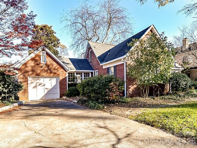 Photo - 711 Mt Vernon Ave