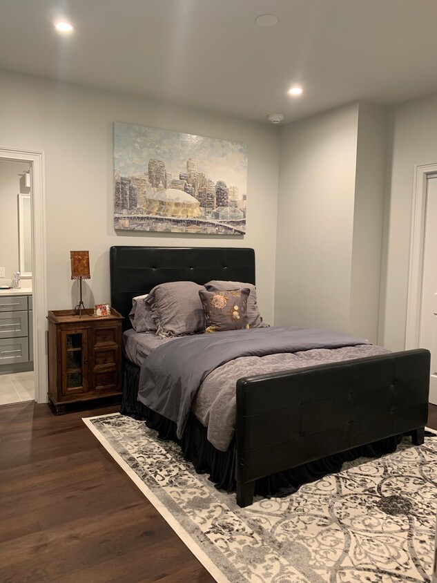 Photo - 731 Saint Charles Ave (New Orleans, LA)