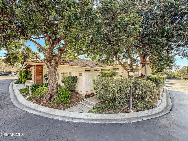 Photo - 655 Arroyo Oaks Dr