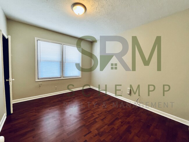 Photo - 307 Woodbine St Unidad 3