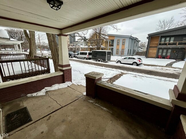 Photo - 2821 N New Jersey St