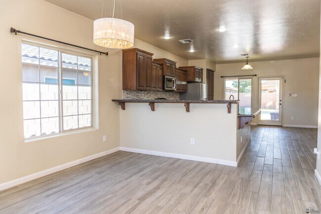 Photo - 2549 S 42nd Ave