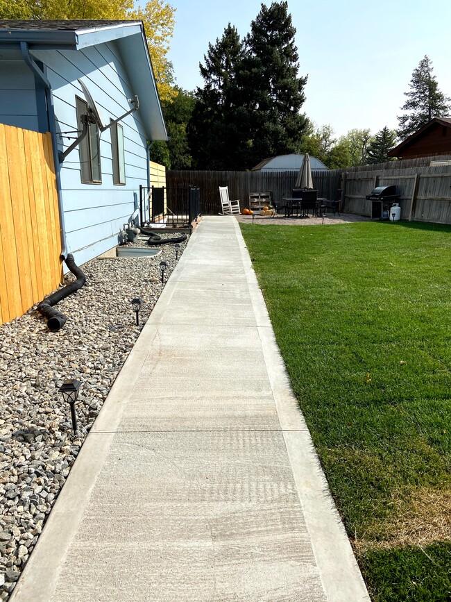 Photo - 4216 W 9th St