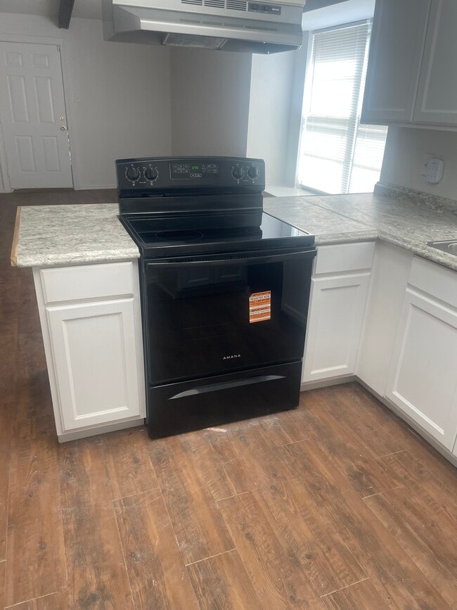 Photo - 3718 Shoal Creek Cir