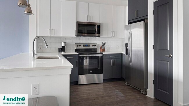 Photo - 44 Braves Ave Unidad 1404