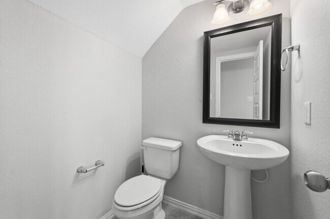 Photo - 12806 Crombie Dr