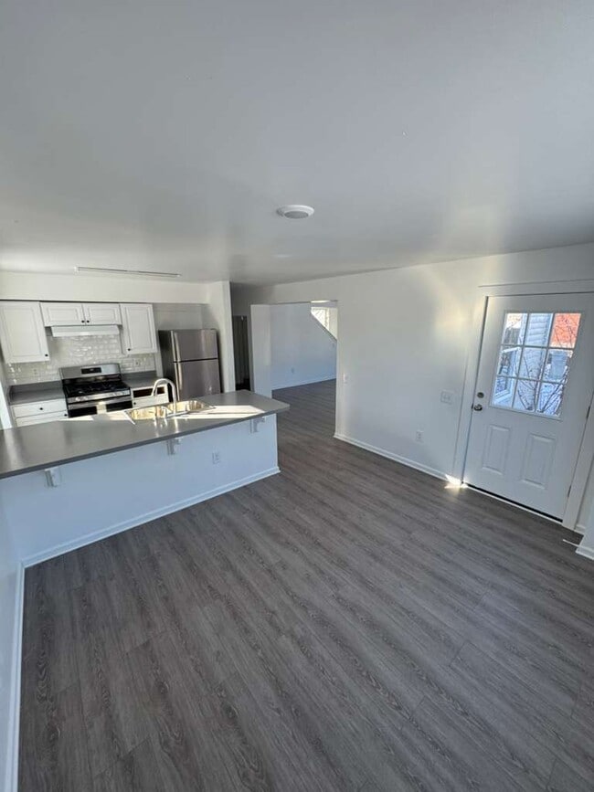 Photo - 333 Wylie Ave