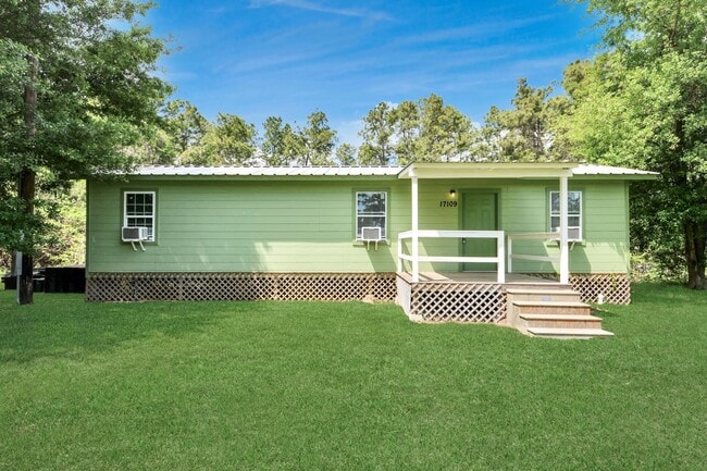 Photo - 17109 River Rd