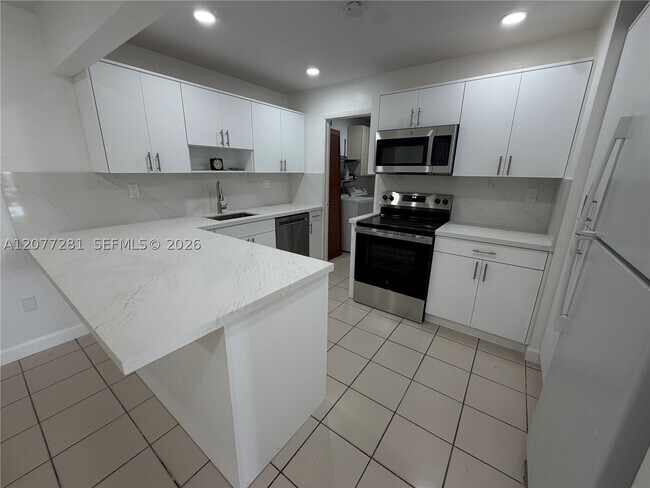 Photo - 9986 SW 2nd St