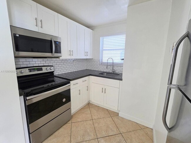 Photo - 310 Fontainebleau Blvd Unit 506