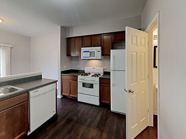 Photo - 649 Winchester Ct