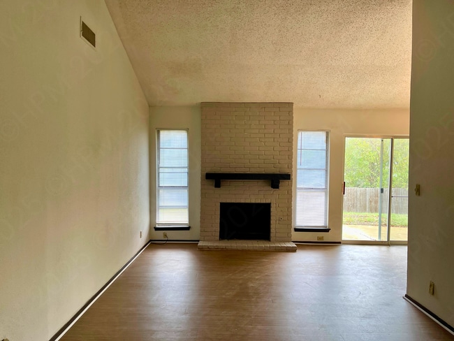 Photo - Move-In Special. 1 Month Free at 9702 Bayview